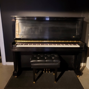 Image forSteinway & Sons K52 Professional Upright