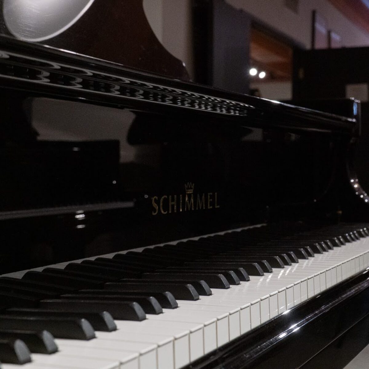Schimmel K-219T Grand