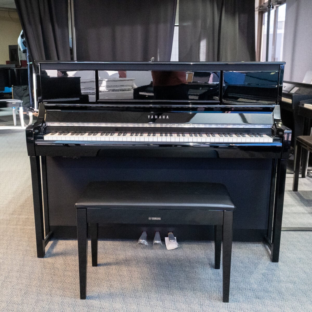 Yamaha CSP-295 Flagship Clavinova Digital Ensemble