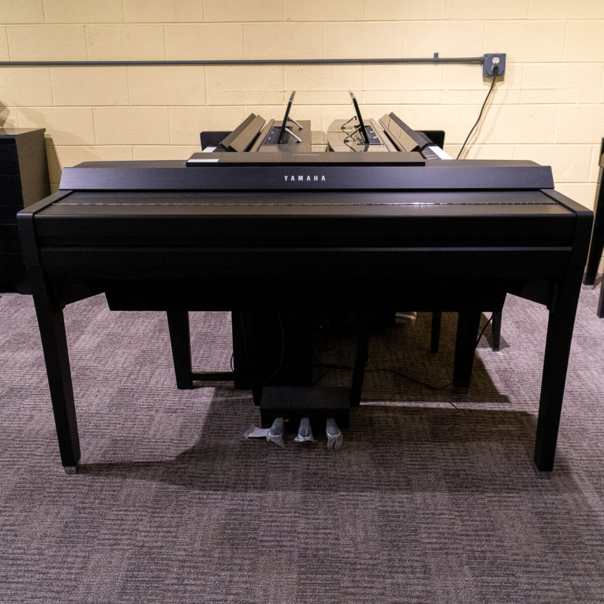 Yamaha CVP-809 Clavinova Digital Ensemble