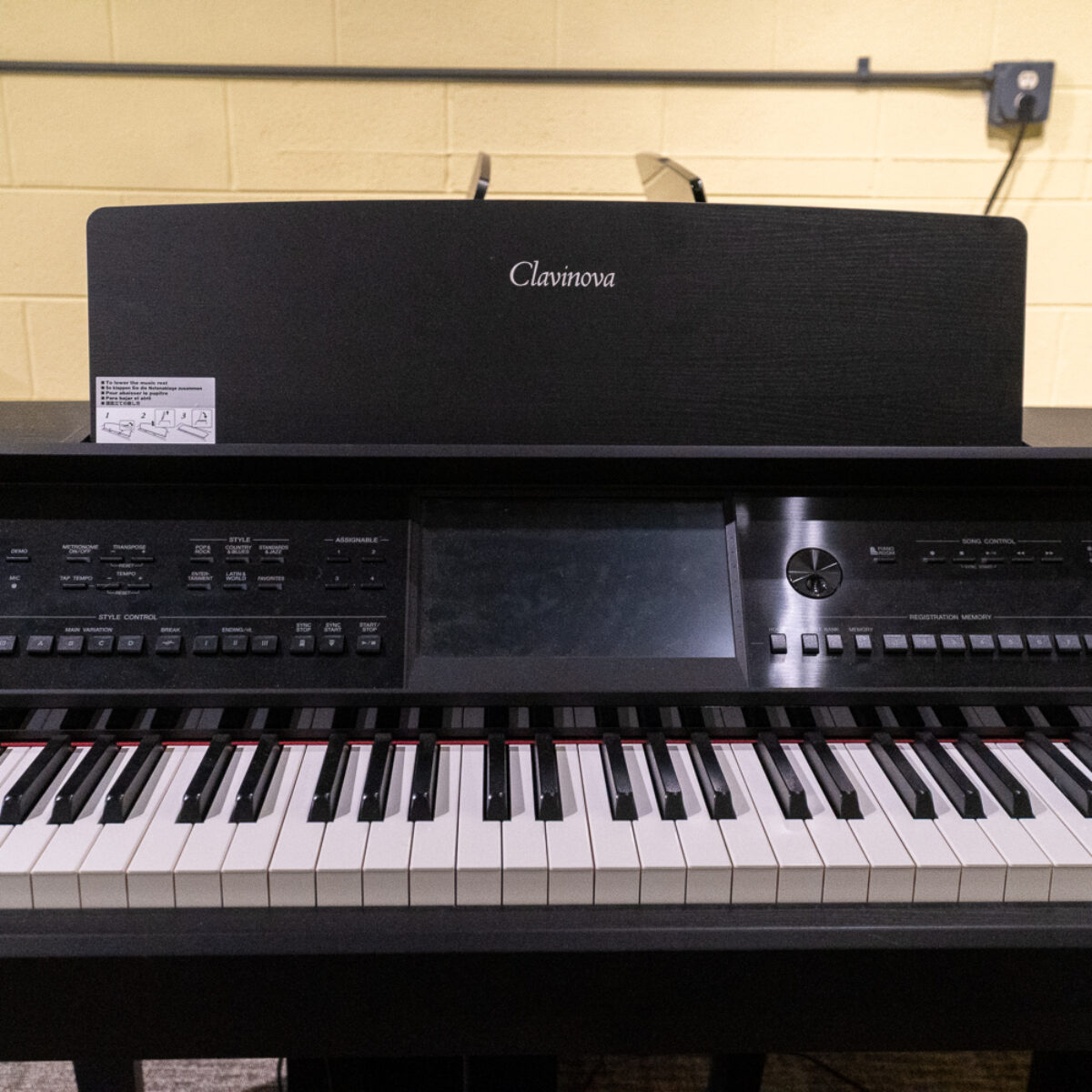 Yamaha CVP-809 Clavinova Digital Ensemble