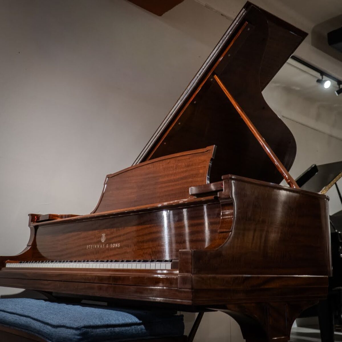 Steinway & Sons 1921 “O” Hand built American Conservatory Grand