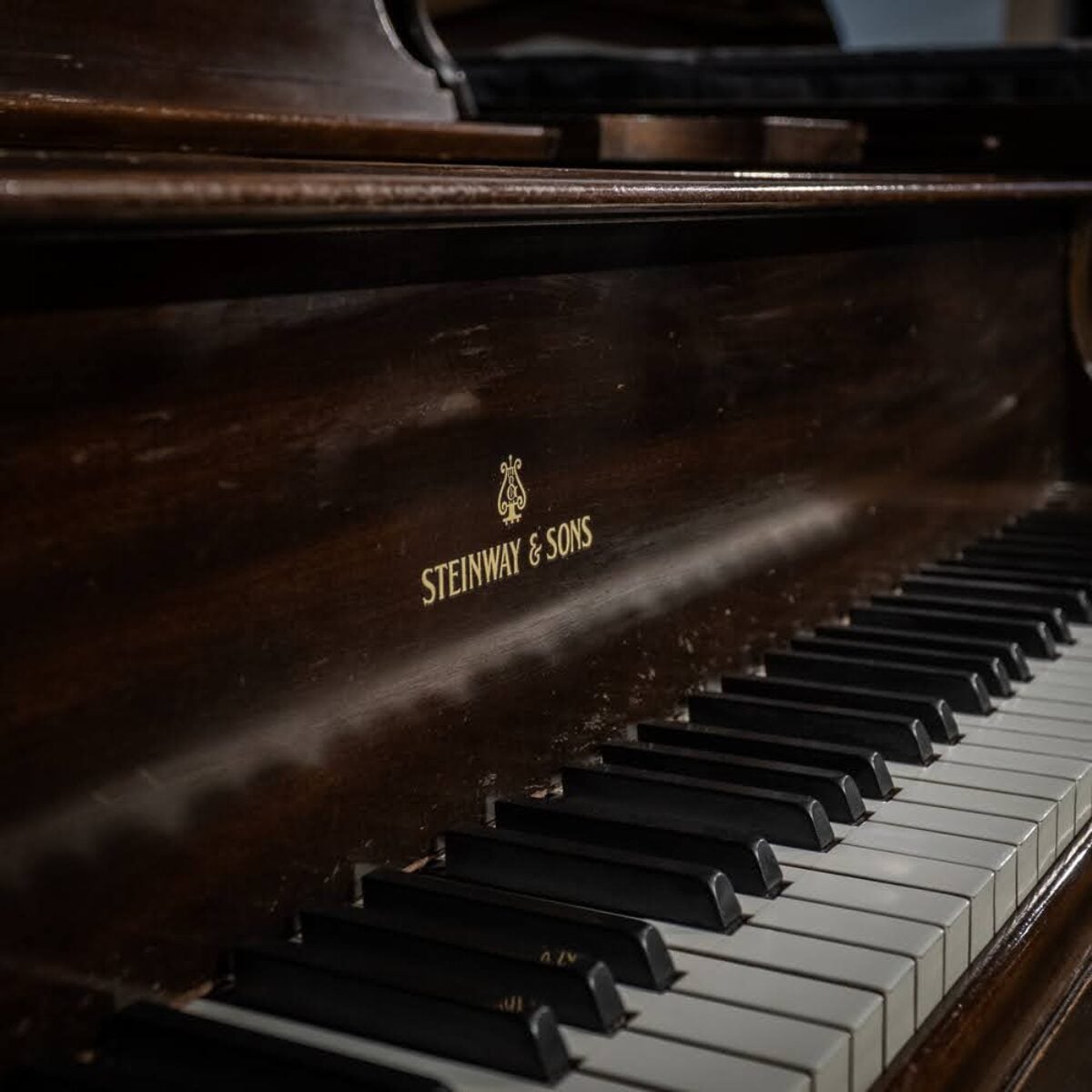 Steinway & Sons 1923 “M” Hand built Living Room Grand