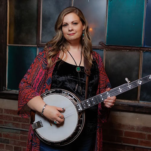 Laura Ray, Banjo/Vocals for Thunder and Rain Laura Ray, Banjo/Vocals for Thunder and Rain