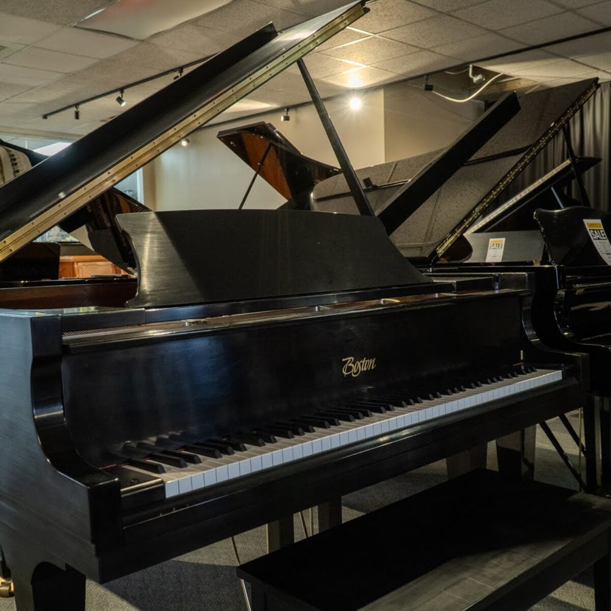 Boston GP-163 Conservatory Baby Grand