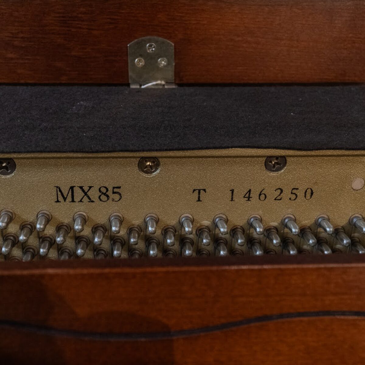 Yamaha MX85 Studio