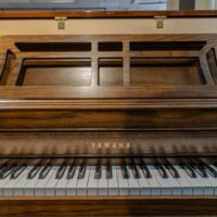 Yamaha M302 Console